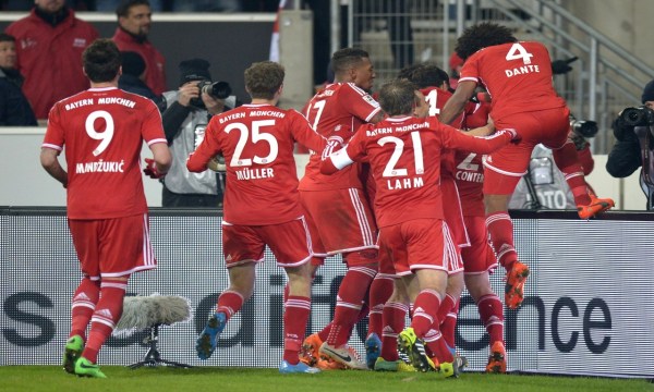  拜仁慕尼黑客场小胜科隆继续领跑积分榜  