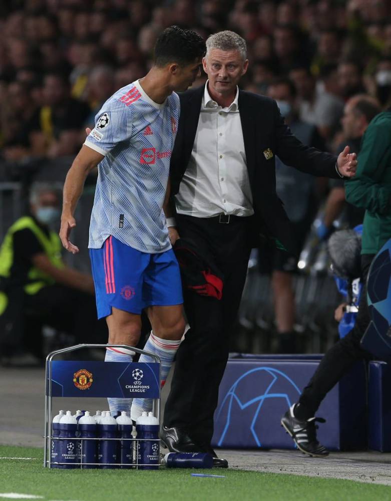  曼联C罗替补登场遭嘘声，赛后发文暗示未来成谜  