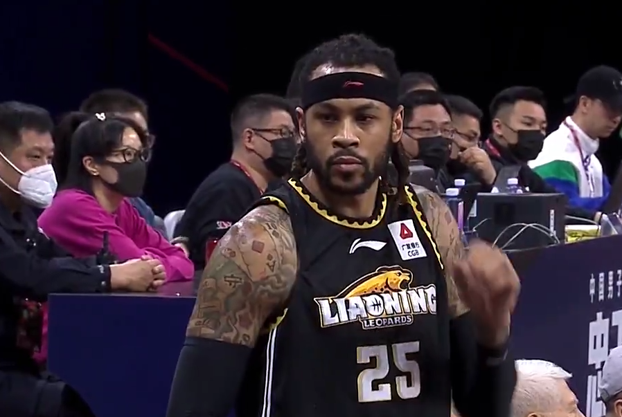  那不勒斯替补奇兵改写比分