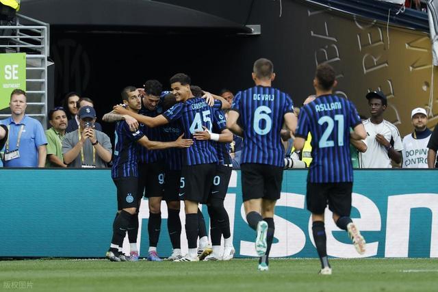  米兰德比战火药味浓红黑军团惊险逼平死敌  